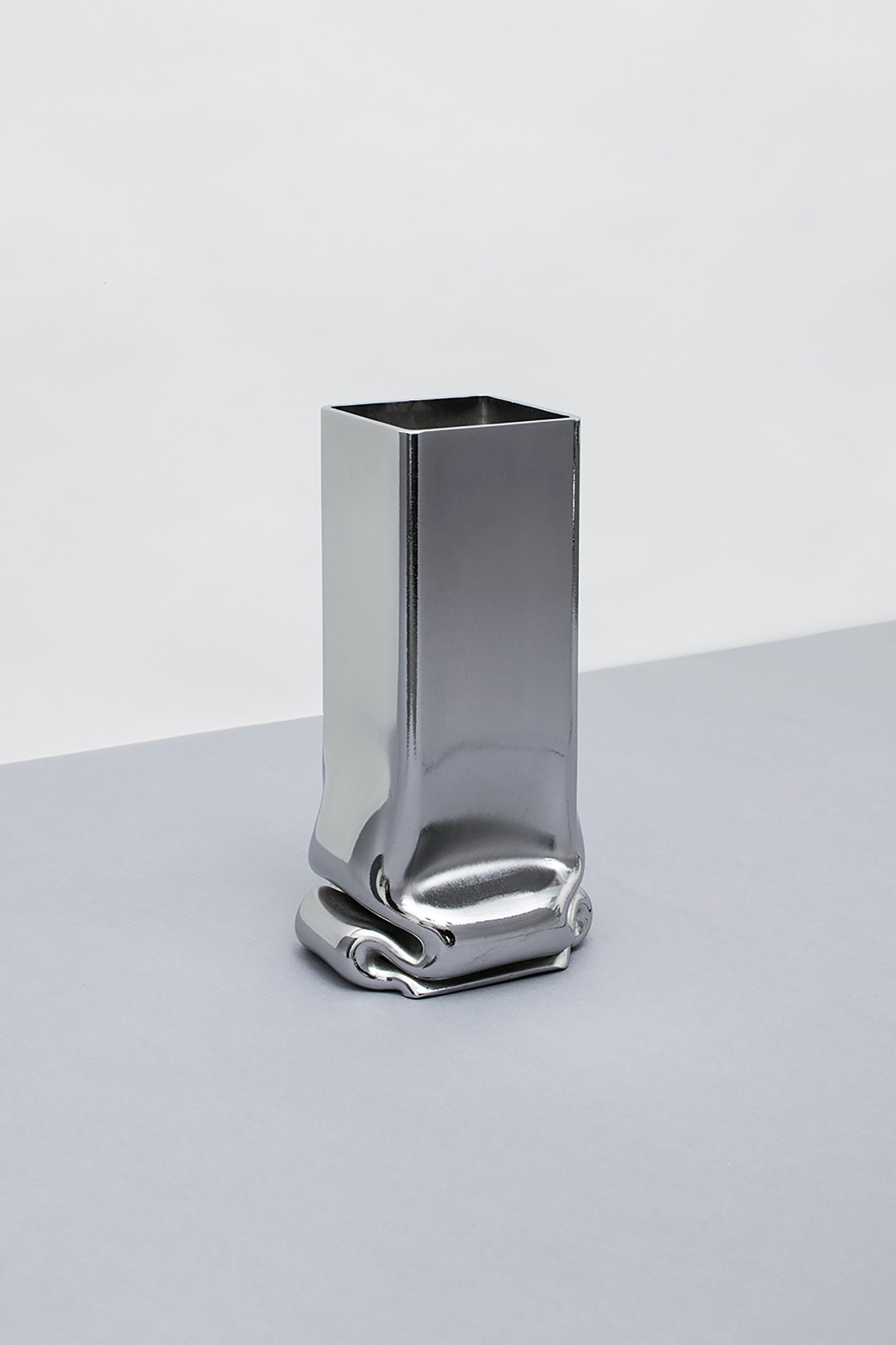 Pressure Vase Square, Chrome