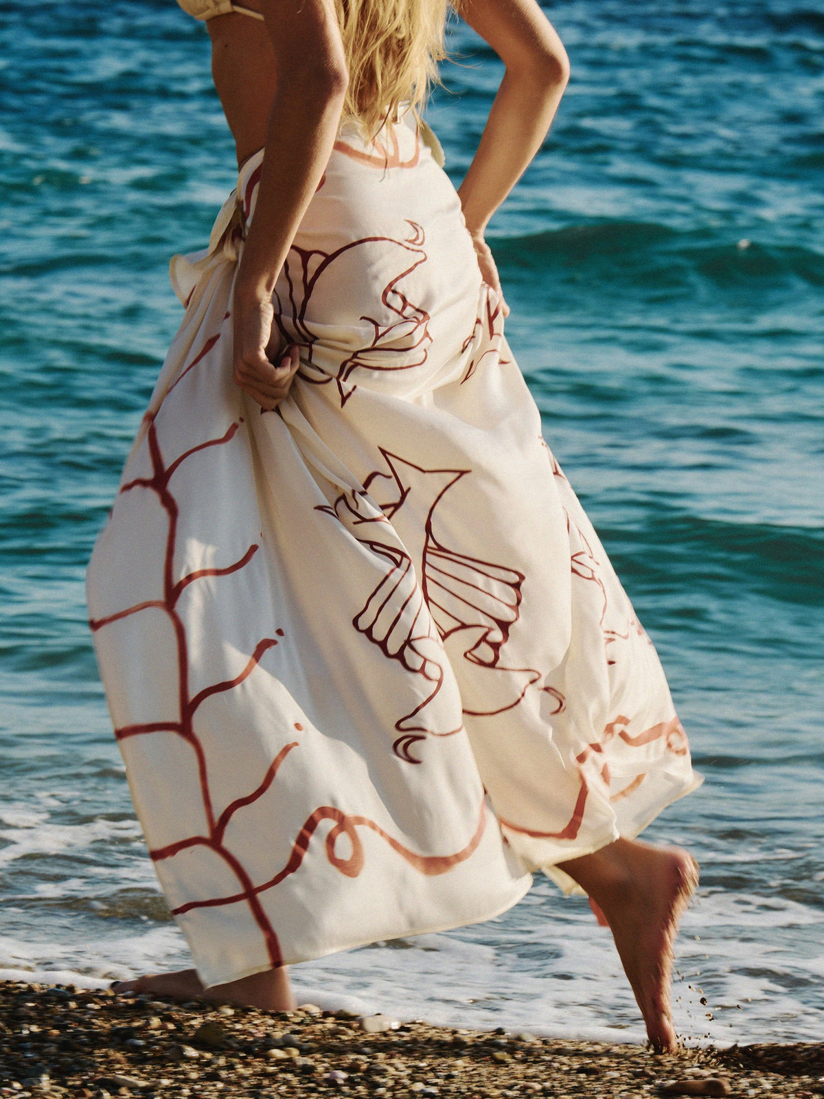 Sarong Cream - Dolphines & Shell