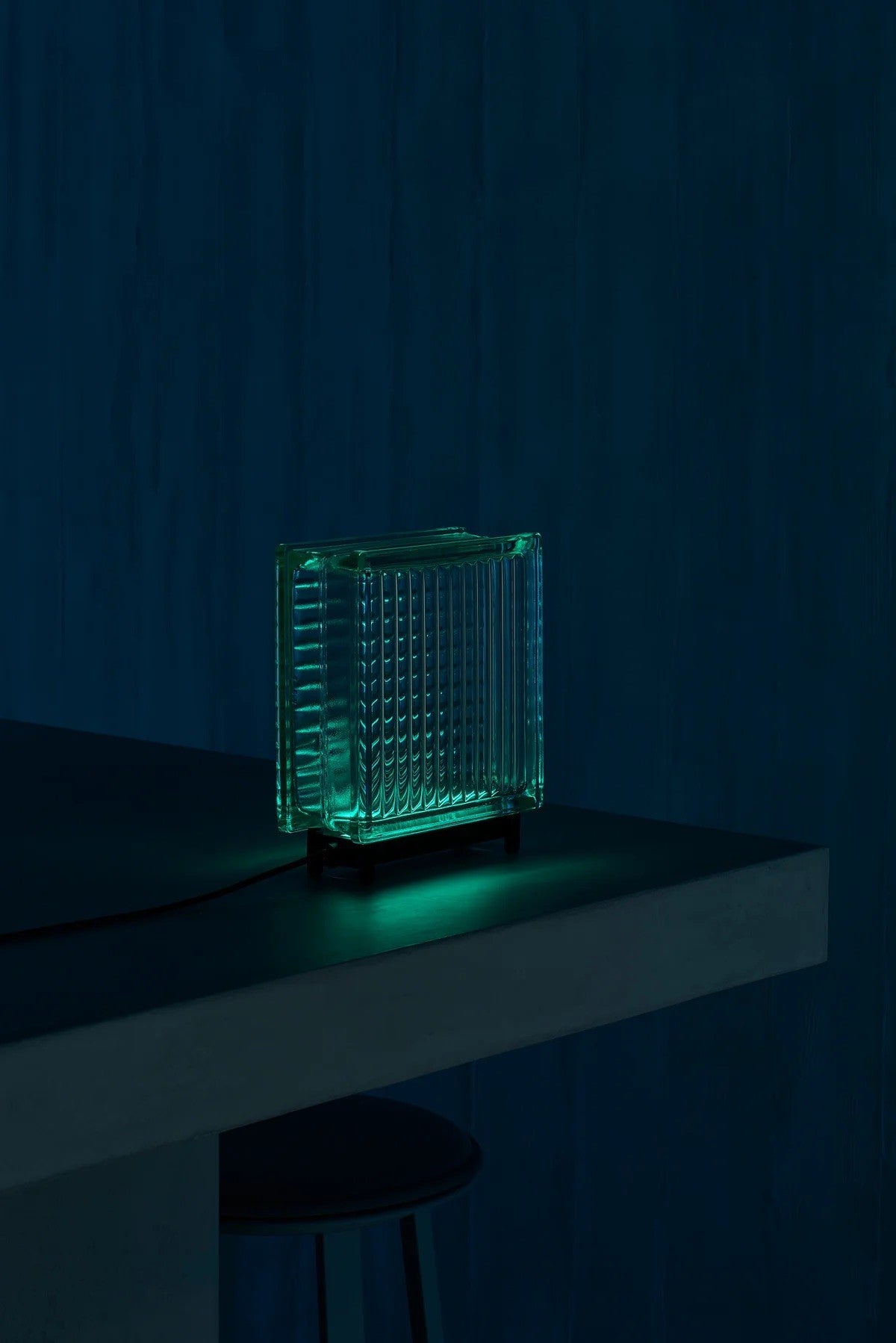 Cross linear Lamp