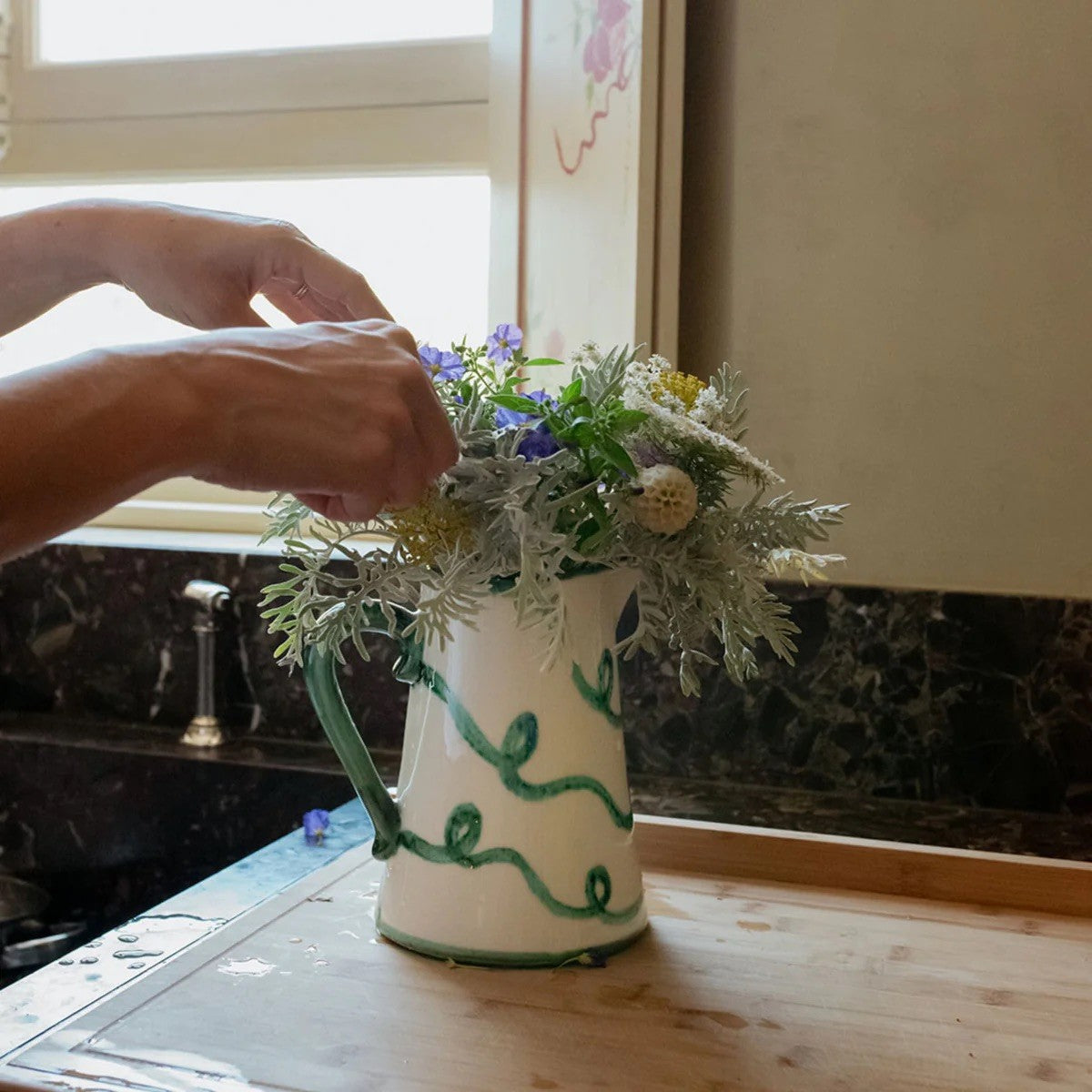 Olaf pitcher - Green
