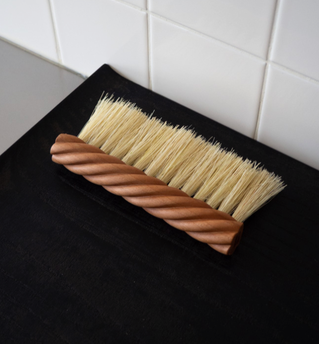 Table Brush