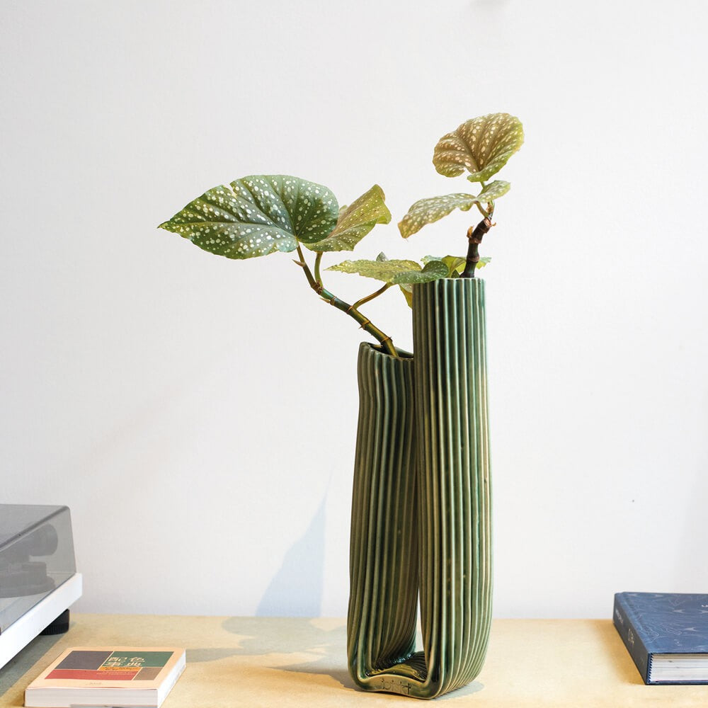 Tulumba Vase - Dark green