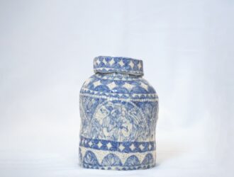Pot with lid