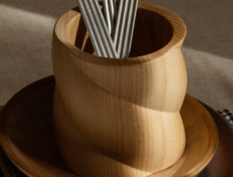 Cutlery holder