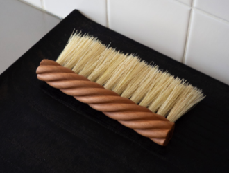 Table Brush