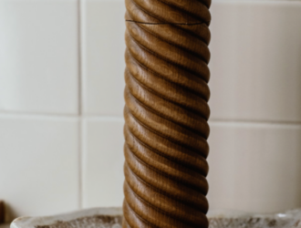 Salt & Pepper Mill - Oak